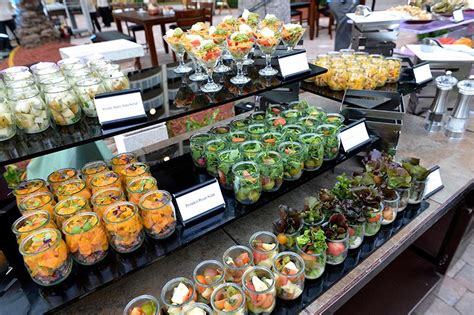 With just two ingredients and 25 minutes needed, there's no excuse for skipping breakfast! Jarred Salad Display | Salad shop, Salad bar, Cafe food