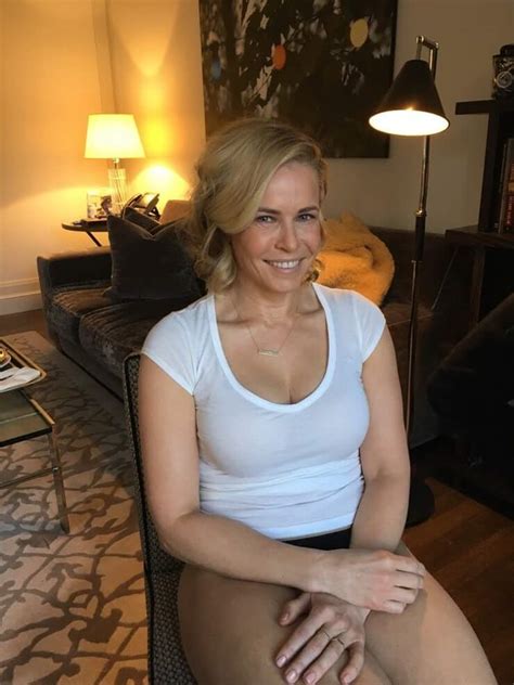 49 Hottest Chelsea Handler Big Butt Pictures Will Make You Crave For