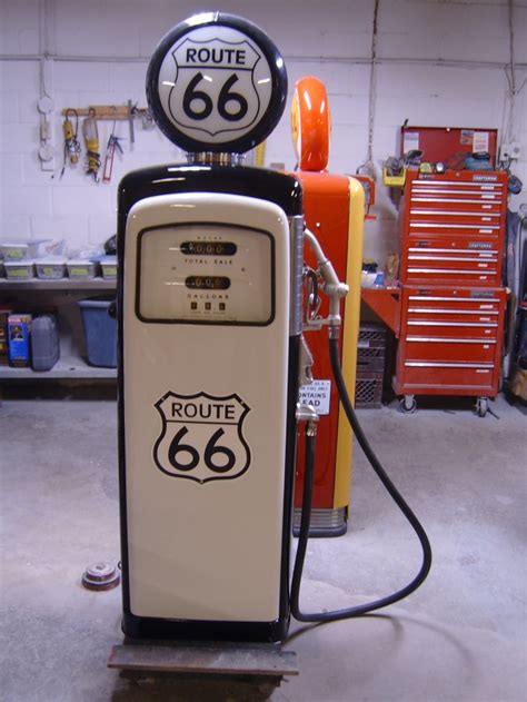 Pin En Gas Pumps