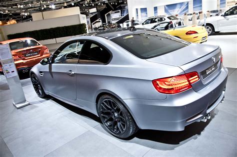 To that end, 30 lucky bimmerphiles can get their mitts on one of the 2011 frozen gray m3. BMW M3 Track Edition: Frozen Gray coolheid - Autoblog.nl