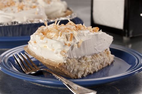 Sugar free coconut cream pie diabetic recipe. Automat-Style Coconut Cream Pie | MrFood.com