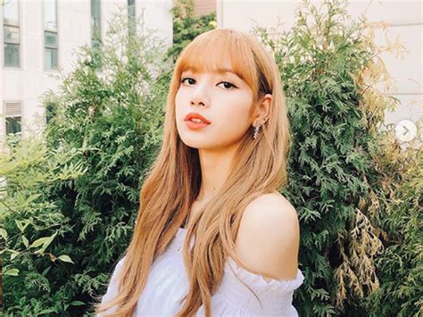 Which blackpink member are you? Lisa 'BLACKPINK' has been named the Most Beautiful Woman ...
