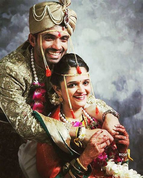 Indian Cricketers And Their Wives Pics Indian Cricketers And Their