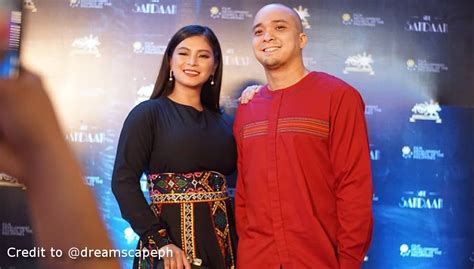 Premiéra prvního dílu byla 19. IN PHOTOS: Angel Locsin and her fiancé Neil Arce at Sine ...