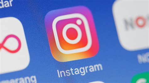Instagrams Feed Will Now Show Users Recommended Posts Youtube