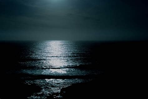 Hd Wallpaper Moon Light Reflection On Body Of Water During Night Time