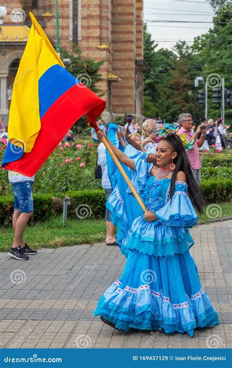 Dancer Woman From Colombia In Traditional Costume Editorial Stock Image