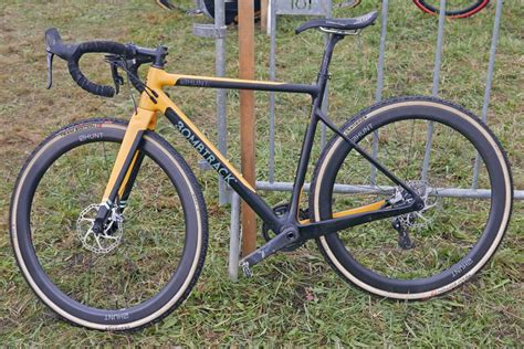 Van aert was able to source look pedals in the united states. CX Pro Bike Check: Bombtrack Tension C carbon cross bike ...