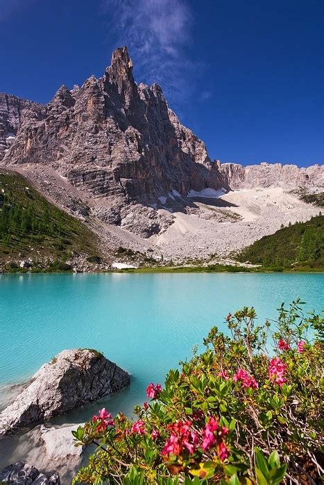 Lake Sorapiss Dolomites Venetoitaly Places To Travel Italy