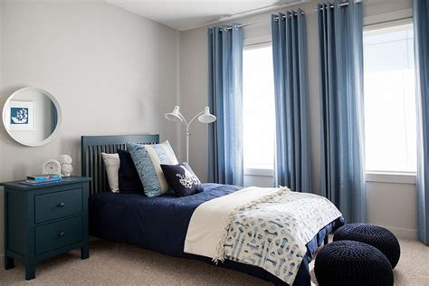 15 Blue Drapes And Curtain Ideas For A Stunning Modern Interior