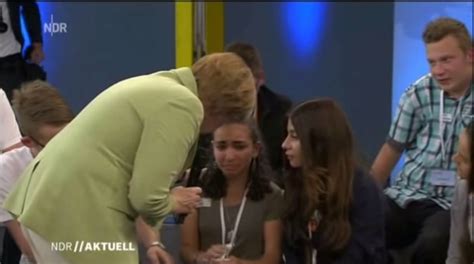 Berlin Crying Palestinian Refugee Girl Puts German Chancellor On The Spot Video VINnews