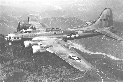 B 17 Flying Fortress Public Domain Clip Art Photos And Images