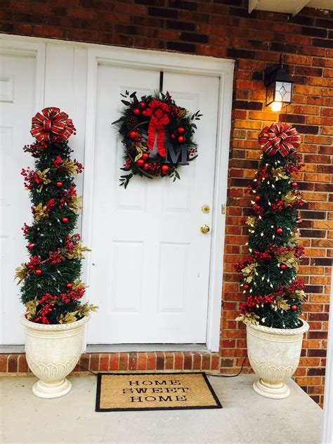 Love These Christmas Topiaries By The Front Door Christmas Topiary