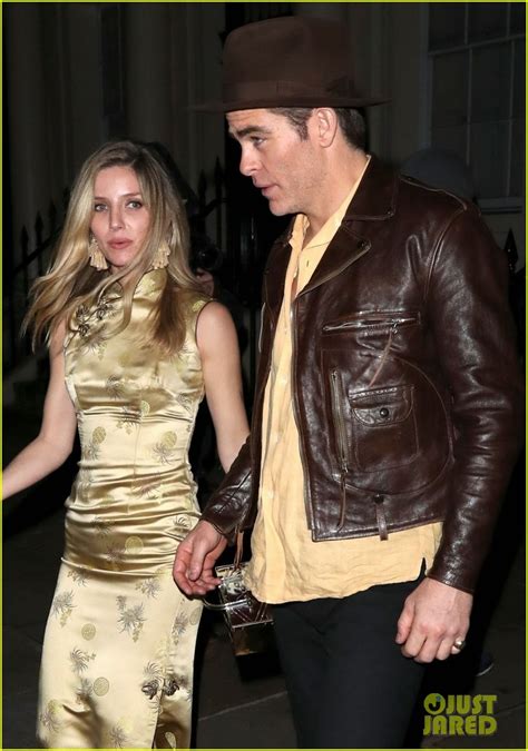 Photo Chris Pine Anabelle Wallis Couple Up For London Party 02 Photo 4195330 Just Jared