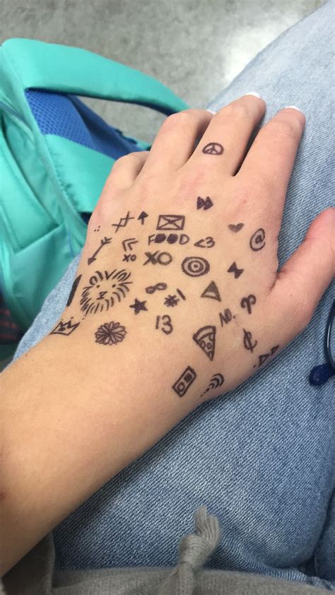 Drawing On My Hand 💕 Sharpie Tattoos Hand Doodles How To Draw Hands