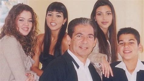 Heres Who Inherited Robert Kardashians Money After He Died