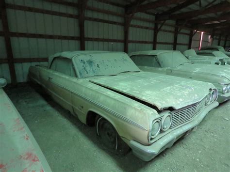 Day 2- Approx. 200 Collector Cars & Trucks!- The James ...