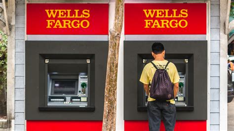 How To Get The Wells Fargo 300 Daily Checks Bonus