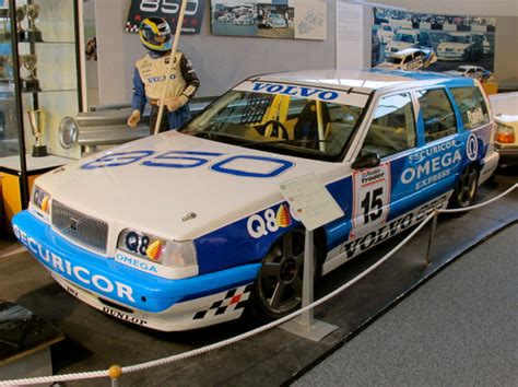 This page contains all info about the volvo 850 dashboard, interior trims and upholstery. File:Volvo 850 btcc.jpg - Wikimedia Commons
