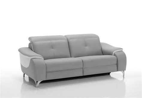 Si vous avez besoin d'une entreprise pour construire votre stand à valence, visitez stands vous trouverez une grande variété de standistes disponibles à valence. Salon Modèle 636 - CDM Salons Center