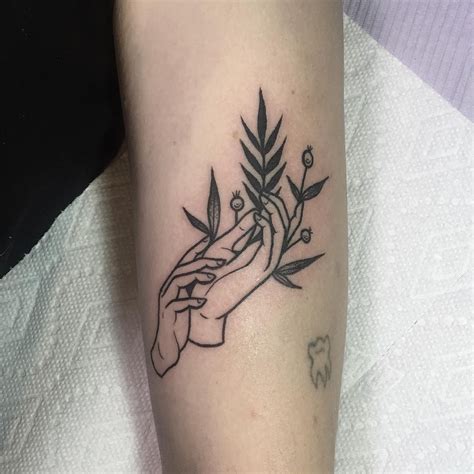 Done Olyangertattoo Maple Leaf Tattoo Tattoos Leaf Tattoos