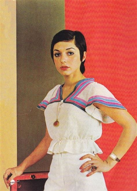 40 Fascinating Color Photographs Of Googoosh One Of Irans Biggest Pop