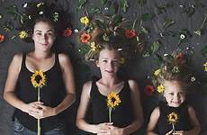 daughters mother two her mom boredpanda portraits daughter herself matching adorable takes clothing part tumblr three photography creative
