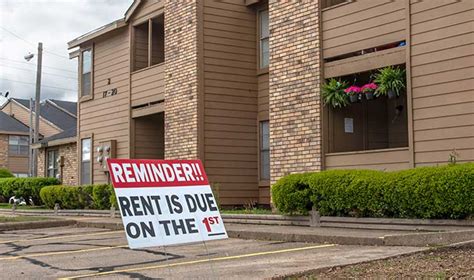 Landlords Struggle Under Extended Cdc Eviction Ban Tennessee Conservative