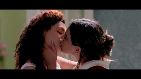 Nia Sharma Hottest Lesbian Kissing Scene Youtube