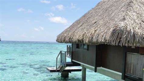 Overwater Bungalows In The Caribbean The Tiki Hut