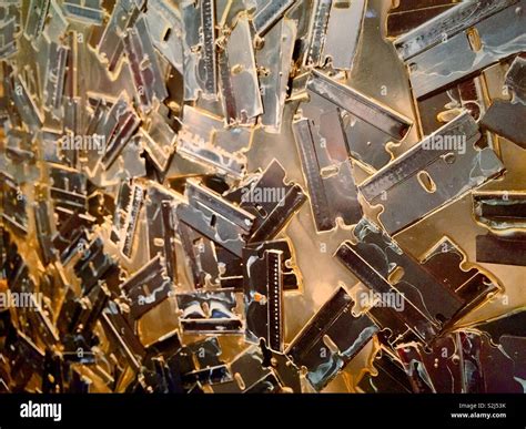Razor Blades High Resolution Stock Photography And Images Alamy