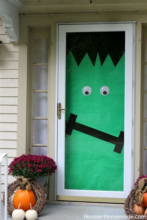 Halloween Doors Create These Fun And Easy Halloween Decorations With