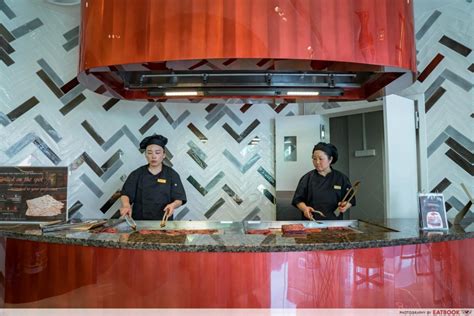 Singapore's favourite bakkwa our bakkwa boasts the highest quality of meat. Bee Cheng Hiang Grillery: Get Deep-Fried Bak Kwa, DIY Bak ...