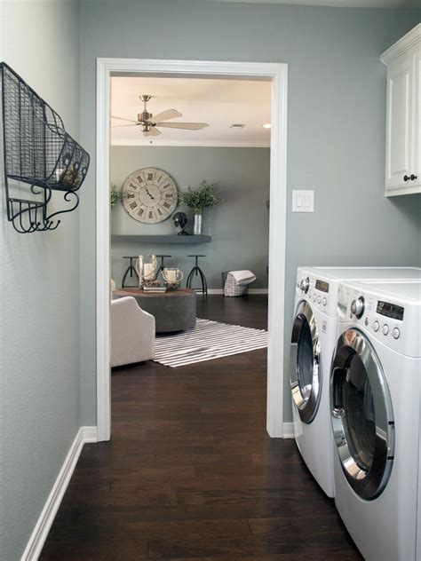 Best Paint Colors For Laundry Rooms In 2020 Laundry R