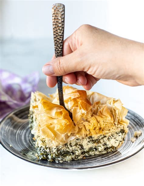 That, along with the addition of the shredded hearts of palm, and you'll find that there is no shortage of that unctuous, soft hearty filling on the inside of these vegan. Best Vegan Spanakopita | A Virtual Vegan