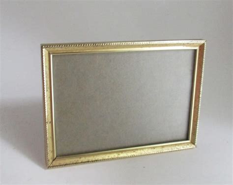 Vintage Picture Frame Gold Metal 5 X 7 Gold Foil Look Vertical Etsy