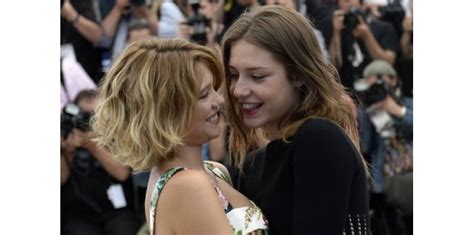 Femmes Amoureuses D Une Autre Femme - Débat de société, l'amour homosexuel bienvenu au festival de Cannes