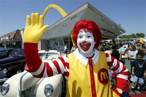 Ronald Mcdonald To Lay Low While Creepy Clown Sightings On The Rise