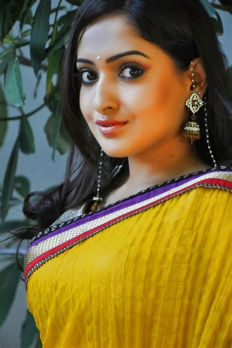 Gsv Pics Photos With Poetry Telugu Actress Anjana In Saree Large Size Hd Photos Free Download