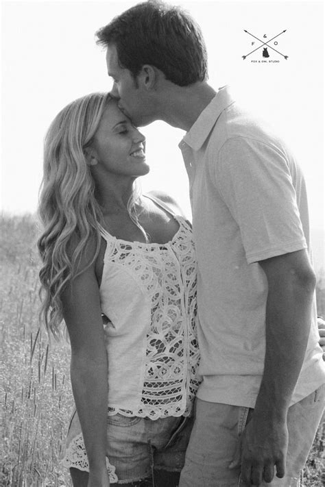Ruffled Romance Engagement Pictures Couples Engagement Photos