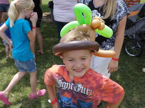 Picnic Master Balloon Artist