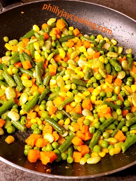 You can't go wrong with this classic favorite. Delicious Easy To Make Mixed Vegetables Recipe in 2020 ...