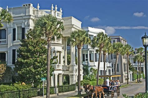 Historic Charleston South Carolina That Includes Architecture And