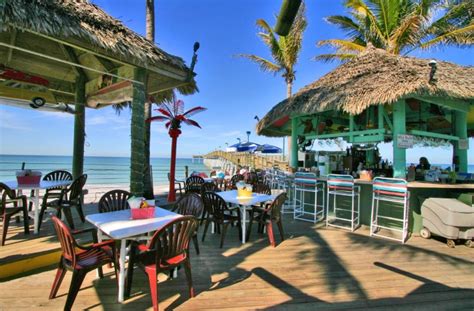 21 Florida Beach Bars You Should Be Drinking At This Weekend