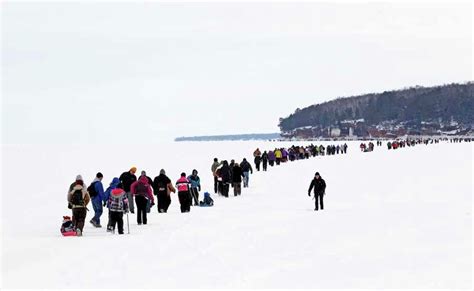 Winter Builds Rare Icy Path To Lake Superior Ice Caves Jamestown Sun