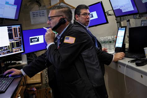 Stock Markets Investor Confidence Falls As Inflation Soars