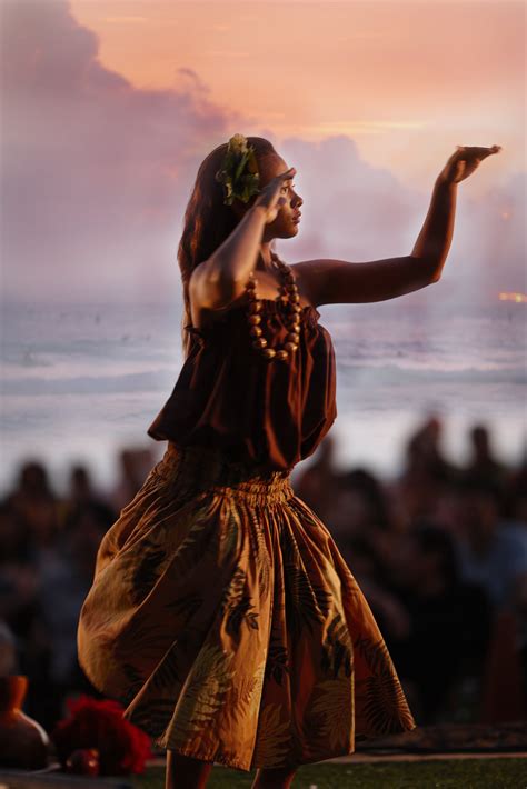 Learn The Hula In Hawaii 83 Travel Experiences To Have While Youre