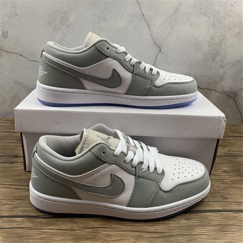 Nike Air Jordan 1 Low Womens White Grey Nuevo Instagram Footzonespain2