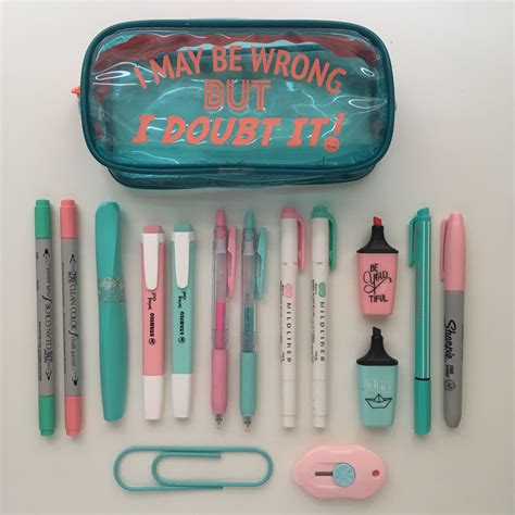 What In My Pencil Case By Emresblog From Instagram 🖋 ️ Coisas De