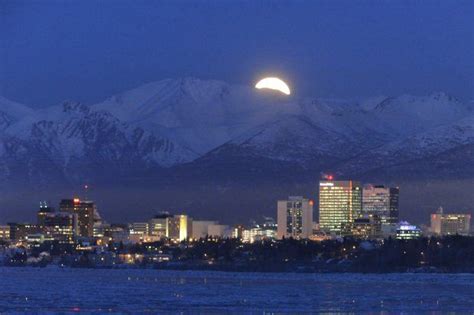 Merry Moon Rare Full Moon On Christmas Day Alaska Travel Alaska